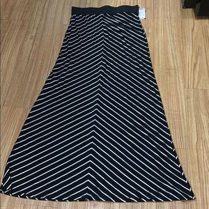 Bebe high waisted long skirt